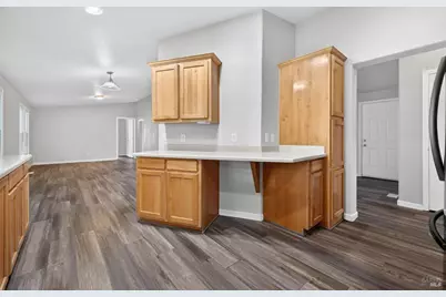 24 Leisure Park Circle, Santa Rosa, CA 95401 - Photo 18