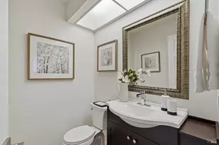 94 Mariners Cir, San Rafael, CA 94903 - Photo 32