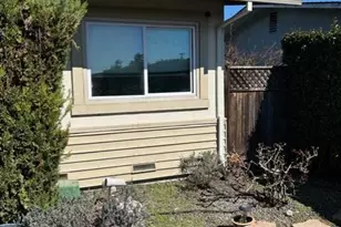 101 Arlington Dr, Petaluma, CA 94952 - Photo 2