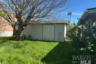 101 Arlington Dr, Petaluma, CA 94952 - Photo 20