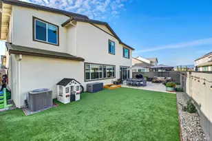 612 Periwinkle Dr, Vacaville, CA 95687 - Photo 92