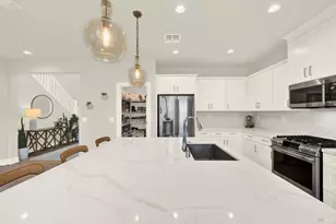 612 Periwinkle Dr, Vacaville, CA 95687 - Photo 44