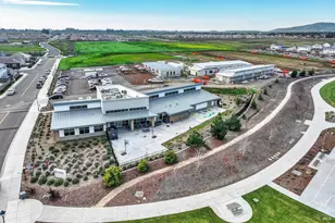 612 Periwinkle Dr, Vacaville, CA 95687 - Photo 96