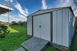 135 Manor Dr, Bay Point, CA 94565 - Photo 8