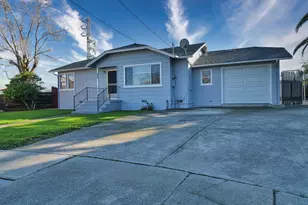 135 Manor Dr, Bay Point, CA 94565 - Photo 2