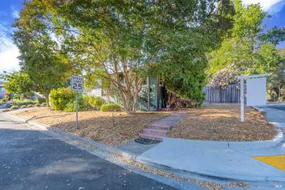 689 Plum Drive, Santa Rosa, CA 95404 - Photo 26