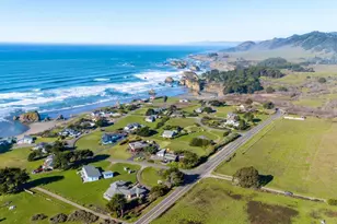 32591 Ocean Meadows Cir, Fort Bragg, CA 95437 - Photo 2