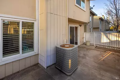 138 Arcadia Drive, Vacaville, CA 95687 - Photo 22