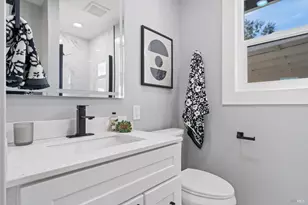 131 Healdsburg Ave, Cloverdale, CA 95425 - Photo 12