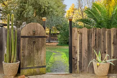 2089 W Park Avenue, Napa, CA 94558 - Photo 54