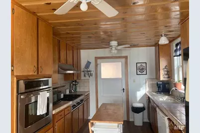 12605 Lakeshore Drive, Clearlake, CA 95422 - Photo 22