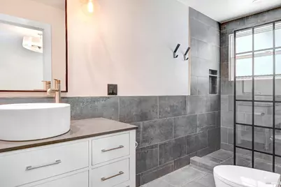 377 W Spain Street, Sonoma, CA 95476 - Photo 8