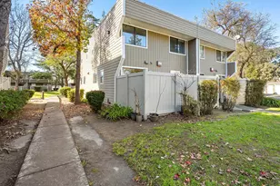 2123 W Steele Ln, Santa Rosa, CA 95403 - Photo 2