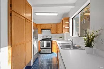 2125 W Steele Lane, Santa Rosa, CA 95403 - Photo 2