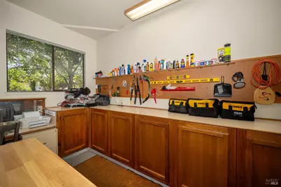 9636 Lakewood Drive, Windsor, CA 95492 - Photo 40