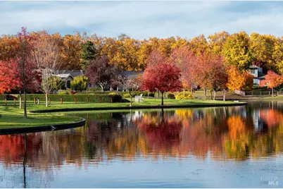 9636 Lakewood Drive, Windsor, CA 95492 - Photo 8