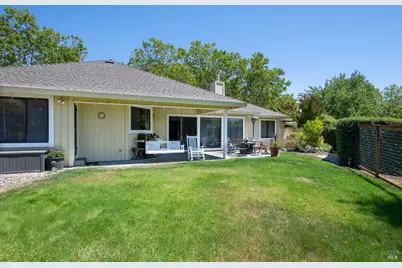 9636 Lakewood Drive, Windsor, CA 95492 - Photo 28