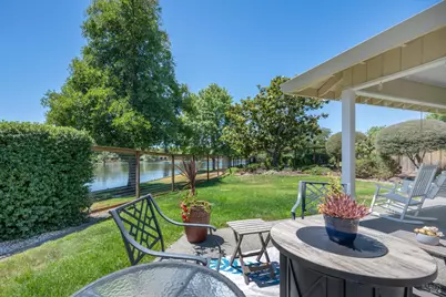 9636 Lakewood Drive, Windsor, CA 95492 - Photo 6