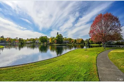 9636 Lakewood Drive, Windsor, CA 95492 - Photo 10