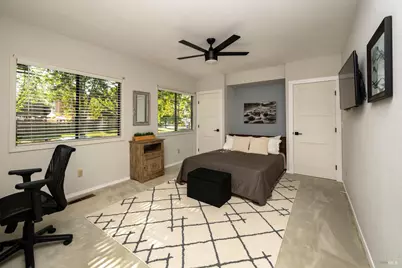 9636 Lakewood Drive, Windsor, CA 95492 - Photo 18