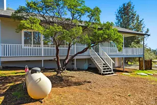 19285 Ravenhill Rd, Hidden Valley Lake, CA 95467 - Photo 4