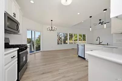 19285 Ravenhill Road, Hidden Valley Lake, CA 95467 - Photo 20