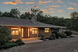 17205 Black Oak Hill Dr, Middletown, CA 95461 - Photo 2