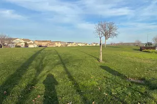 1617 Tucson Cir, Suisun City, CA 94585 - Photo 38