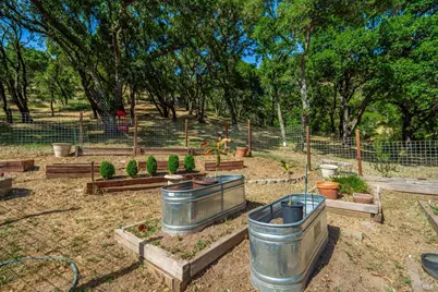 1114 Mount George Avenue, Napa, CA 94558 - Photo 14