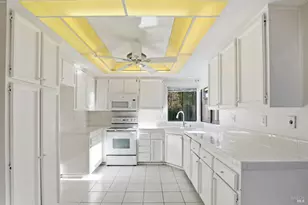 2700 Pike Dr, Napa, CA 94558 - Photo 4