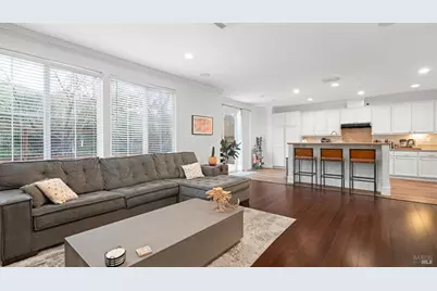 7280 Willow Creek Circle, Vallejo, CA 94591 - Photo 12