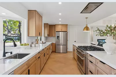 44 Summit Avenue, San Rafael, CA 94901 - Photo 20