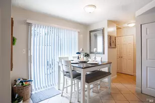 237 Del Loma Ct, Fairfield, CA 94533 - Photo 8