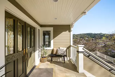 6 Oak Park Drive, Novato, CA 94945 - Photo 2