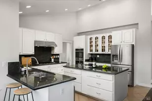 6 Oak Park Dr, Novato, CA 94945 - Photo 18