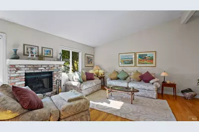 20 Carob Way, Novato, CA 94945 - Photo 2