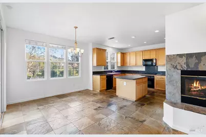 8356 Bennington Court, Vallejo, CA 94591 - Photo 8