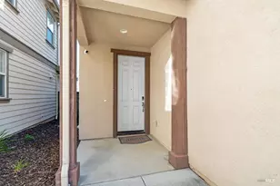 8356 Bennington Ct, Vallejo, CA 94591 - Photo 2