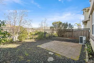 8356 Bennington Ct, Vallejo, CA 94591 - Photo 32