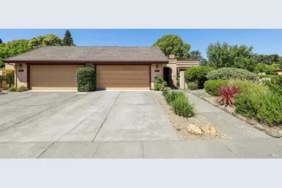 424 La Quinta Lane, Sonoma, CA 95476 - Photo 2