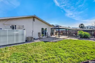 1919 Forest Ln, Vacaville, CA 95687 - Photo 34