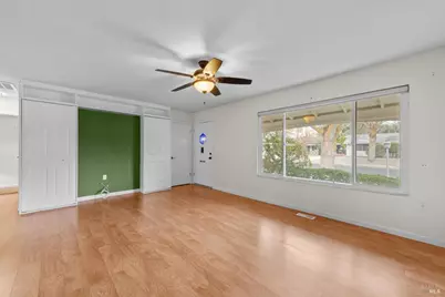 122 Rainier Circle, Vacaville, CA 95687 - Photo 6