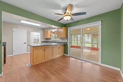 122 Rainier Circle, Vacaville, CA 95687 - Photo 10