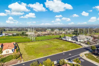 275 Rolling Sage Circle, Vacaville, CA 95688 - Photo 2