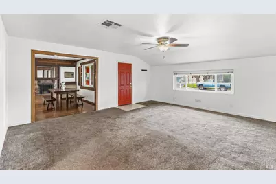 741 W D Street, Dixon, CA 95620 - Photo 12