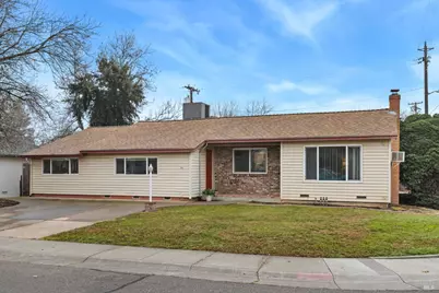 741 W D Street, Dixon, CA 95620 - Photo 2