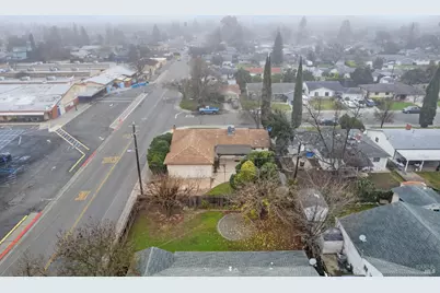 741 W D Street, Dixon, CA 95620 - Photo 38