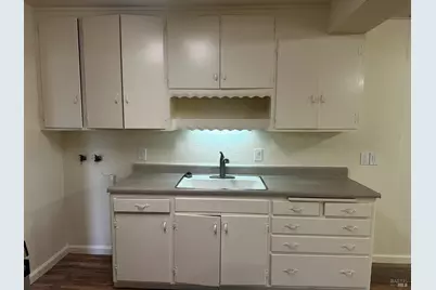 23 Glenwood Drive, Napa, CA 94559 - Photo 6