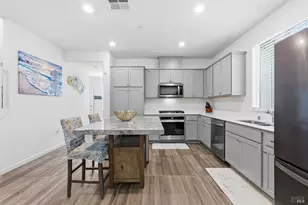 6420 Paysar Ln, Gilroy, CA 95020 - Photo 8