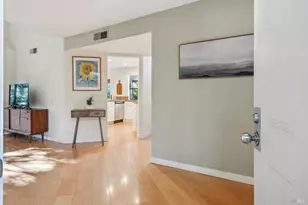 5 Creekside Dr, San Rafael, CA 94903 - Photo 6